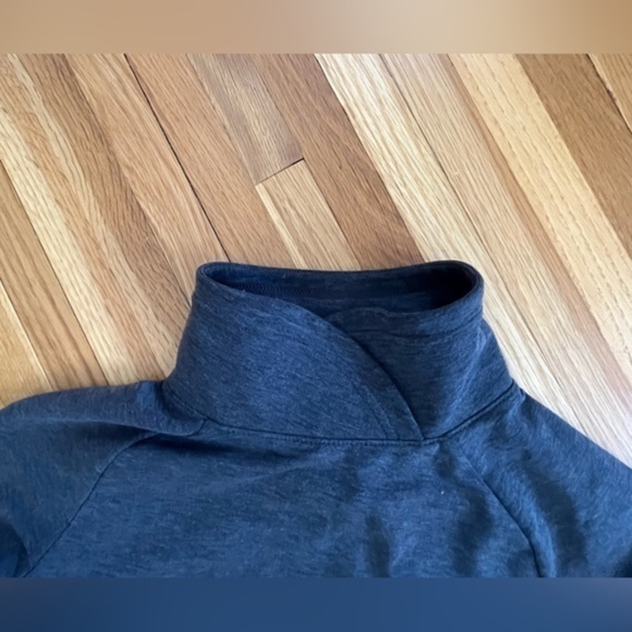 Outdoor Research Turtleneck with Pockets - Picture 3 of 3
